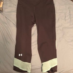 UA heat gear Capri